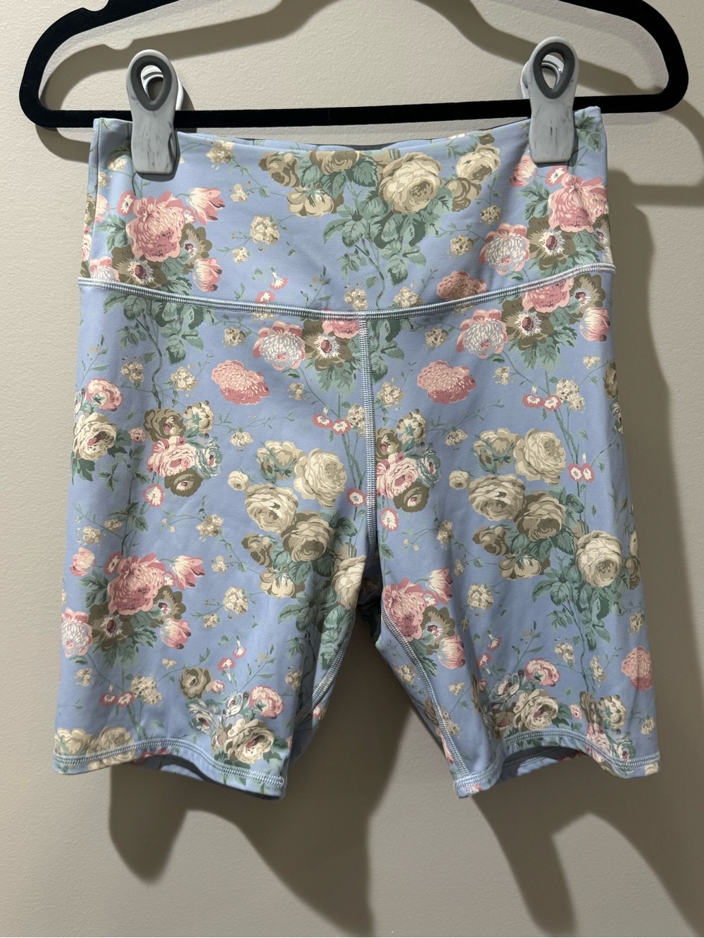 Tnuck Sport Tuckernuck Ava Floral Bike Shorts Light Blue Botanical Size Medium